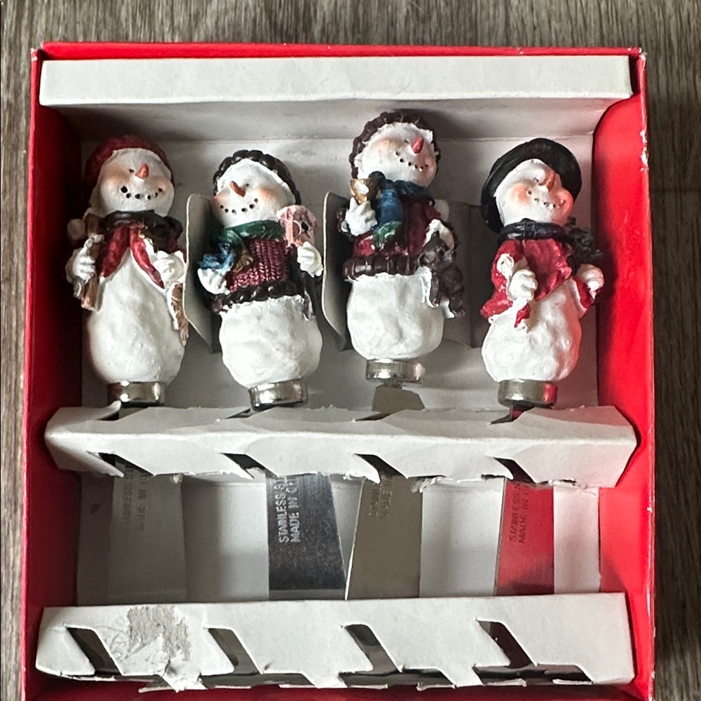Holiday Snowman Knife Place Card Holders - White Snowman Set